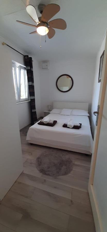Apartment Mezaroca Рогозница Экстерьер фото